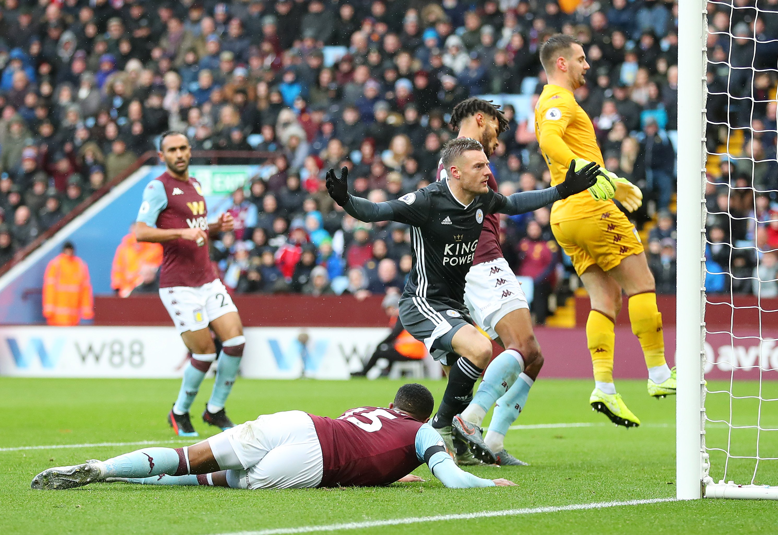 塑中场的战 塑中场的战